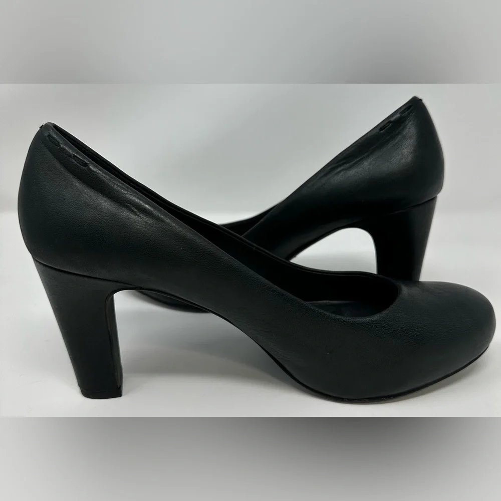 Eileen Fisher Black‎ Leather 3.5
